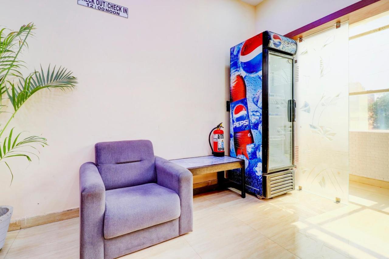 Oyo Flagship 73009 Hotel City Inn Dayal Bagh 외부 사진
